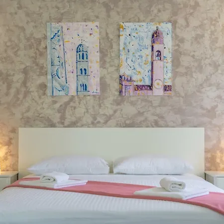 Nave Apartament *
